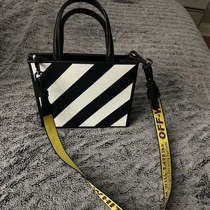 Off white purse